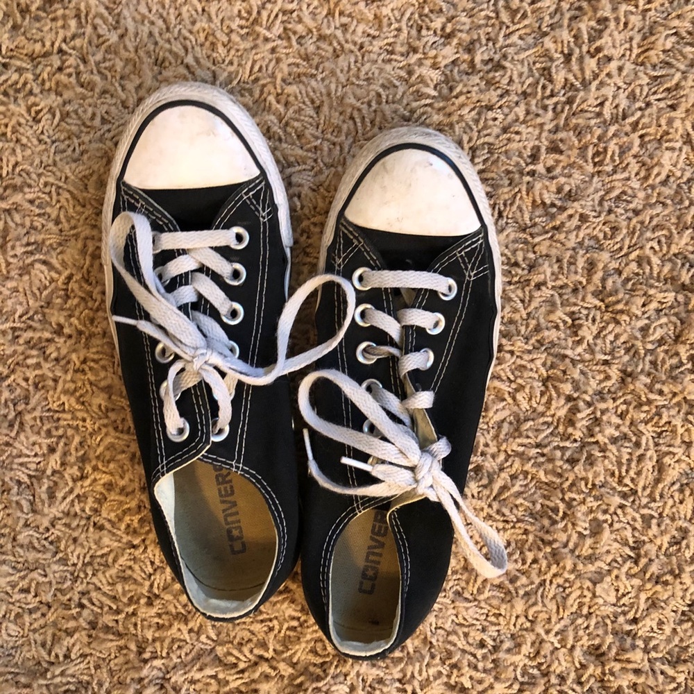 Black converse